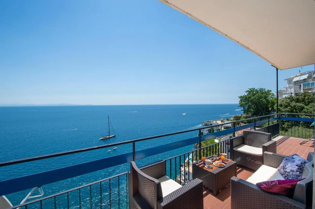 Lily House Amalfi 아파트