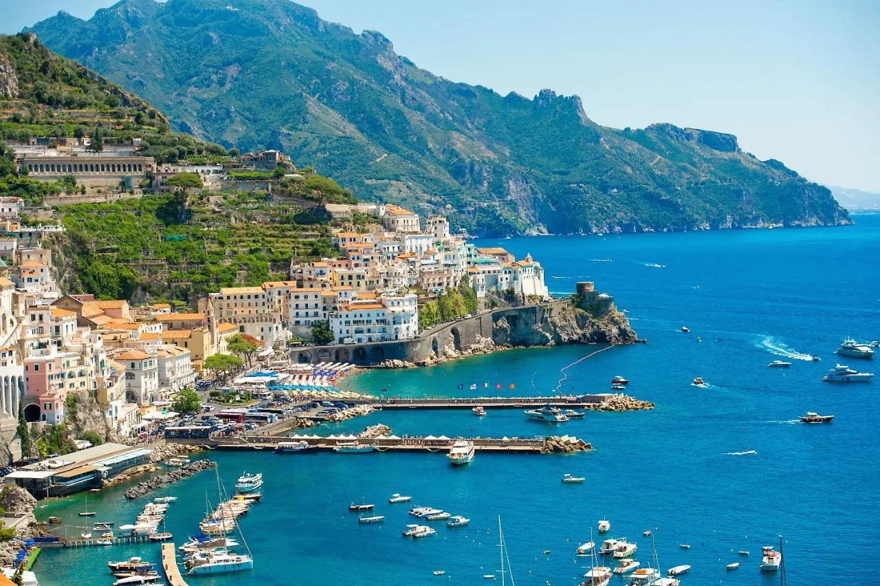 Lily House Amalfi 아파트 0*,